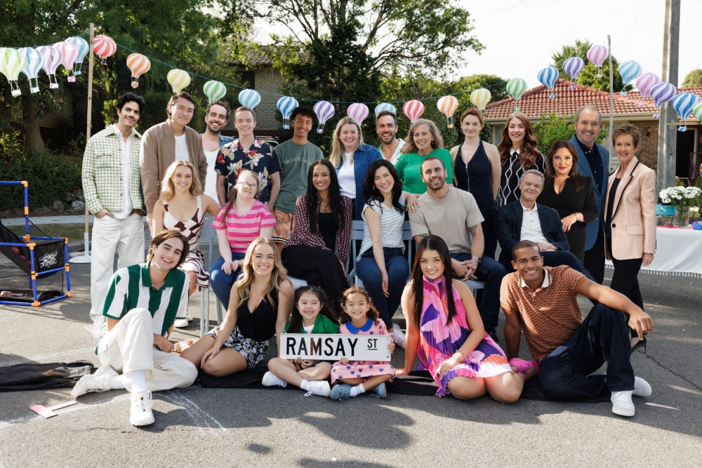 Serial Drama Australia 'Neighbours' Akhiri Produksi Terakhir di Prime Video Setelah 40 Tahun